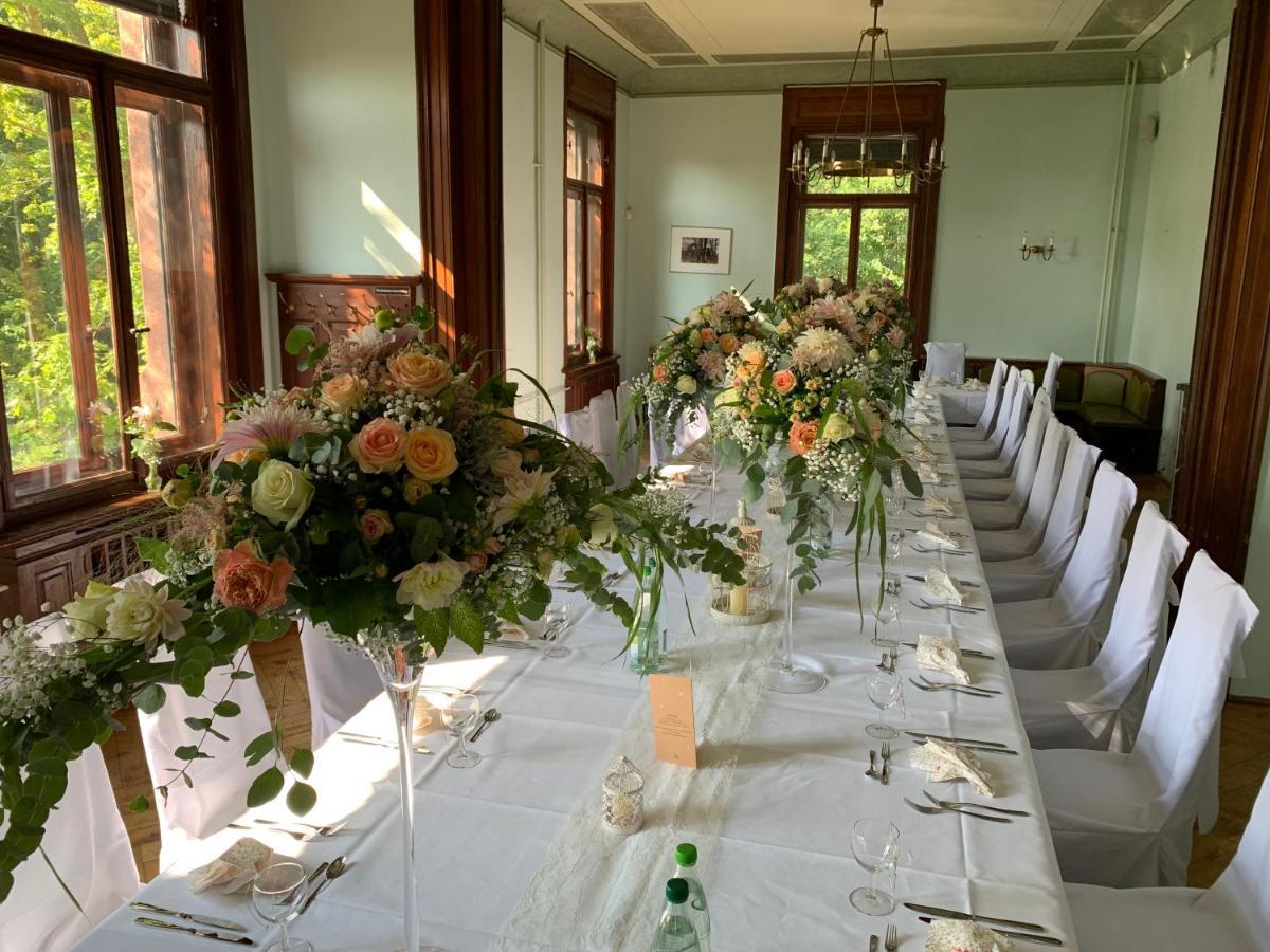 Schloss Gattersburg Hotel Grimma Ngoại thất bức ảnh