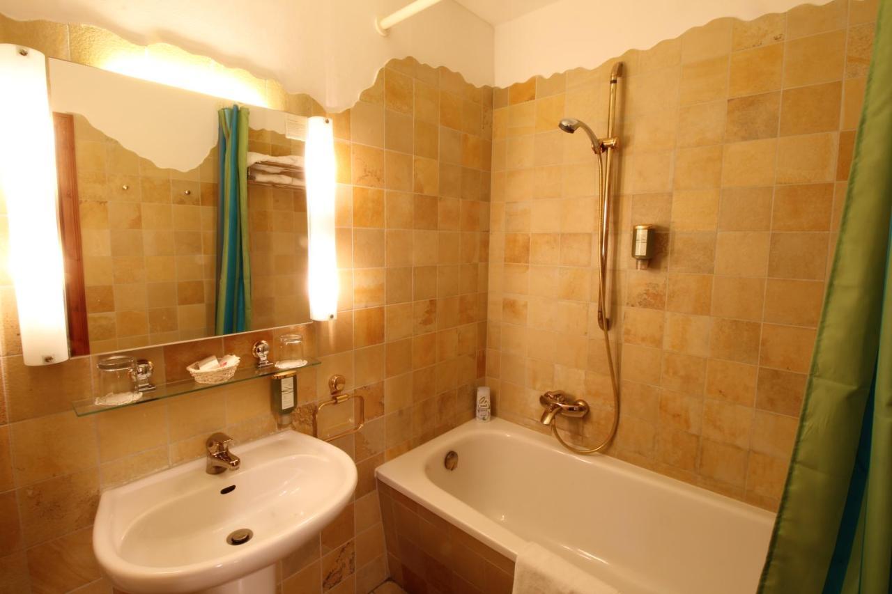 Schloss Gattersburg Hotel Grimma Ngoại thất bức ảnh