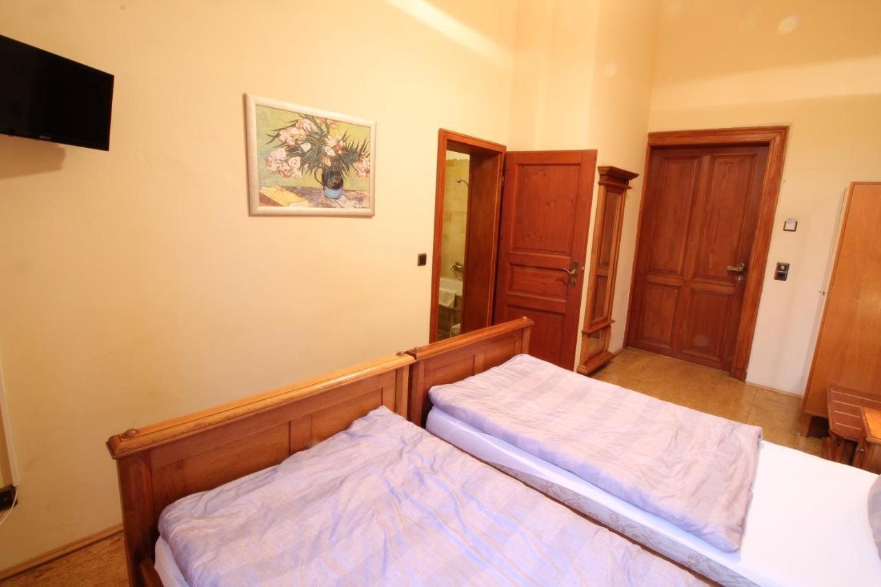 Schloss Gattersburg Hotel Grimma Ngoại thất bức ảnh